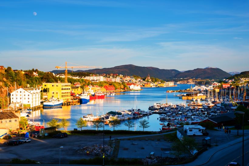 contractor Kristiansund